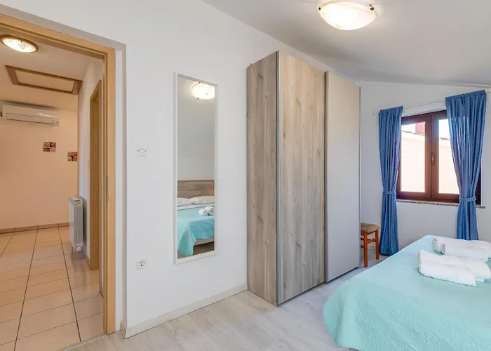 Sintic Appartement Krk Town