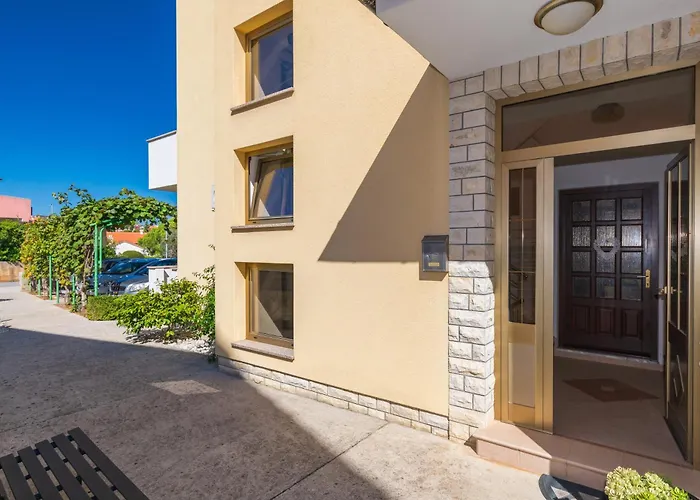 Sintic Appartement Krk Town